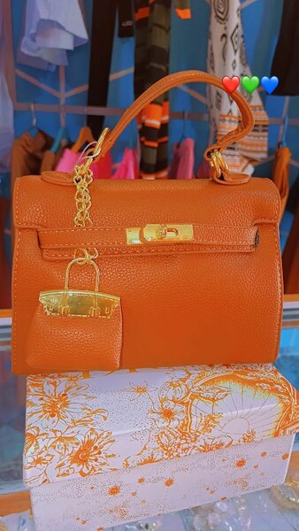 Sac à main en cuir élégant