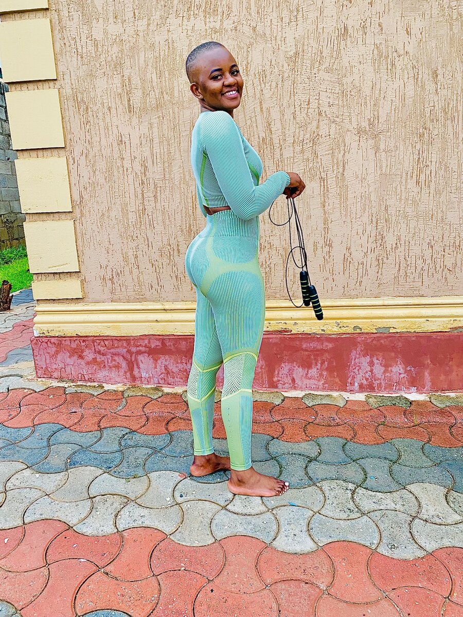 Long sleeved top and leggings gm set