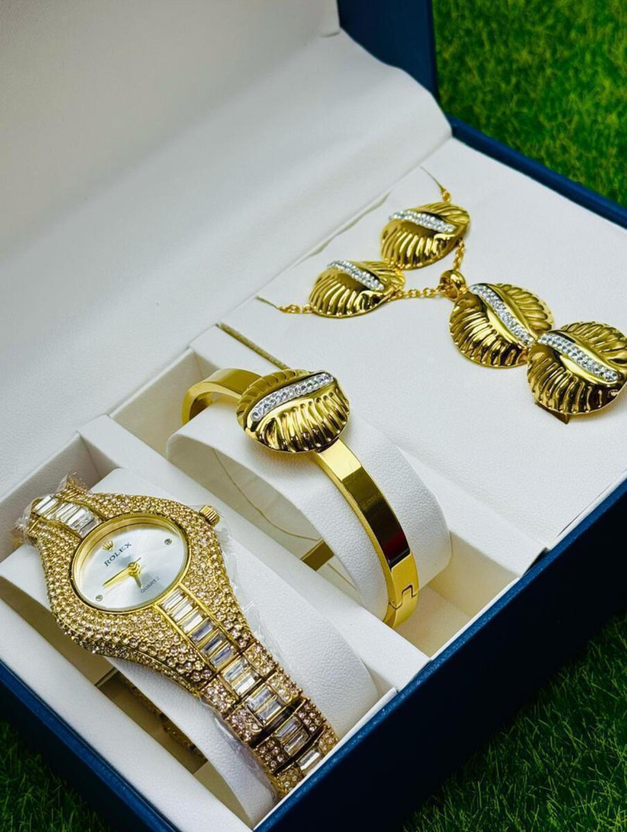 Ensemble Cadeau Montre et Bijoux