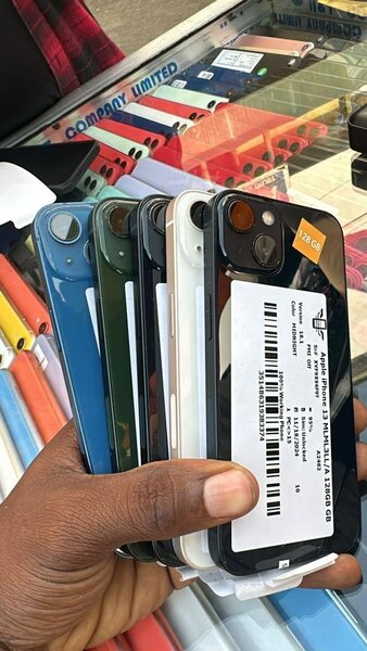 iPhone 13 128GB