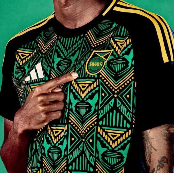 Maillot de football coloré