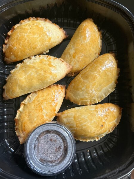 Mini empanadas fraîches