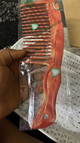 Peigne antistatique en plastique