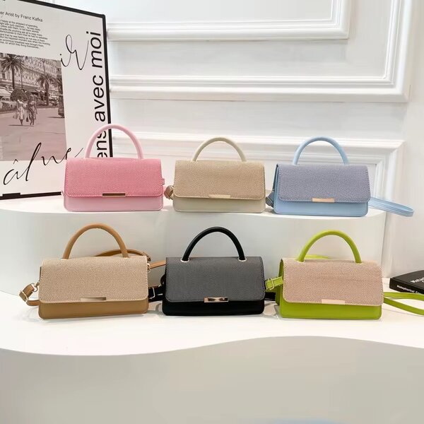 Sac à main coloré élégant