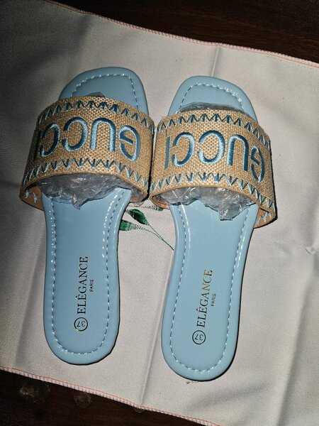 élégante sandales