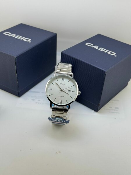 Montre élégante Casio homme