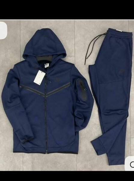 Ensemble de sport à capuche homme