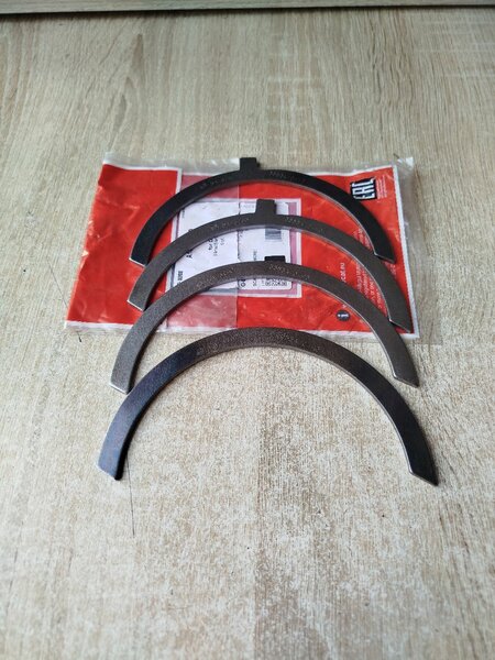 Полукольца кореной вкладыши немецкий GLYCO. DAF XF 95