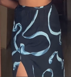 Fashionable very beautiful long skirt  size: M