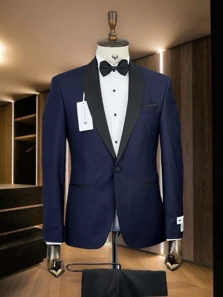 Costume de Smoking Élégant