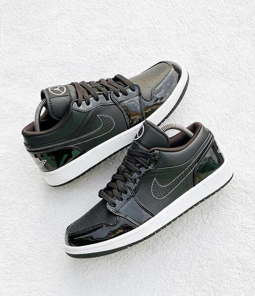 High Quality sneakers