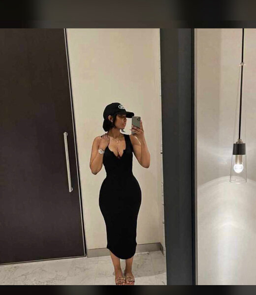 Robe noire élégante femme