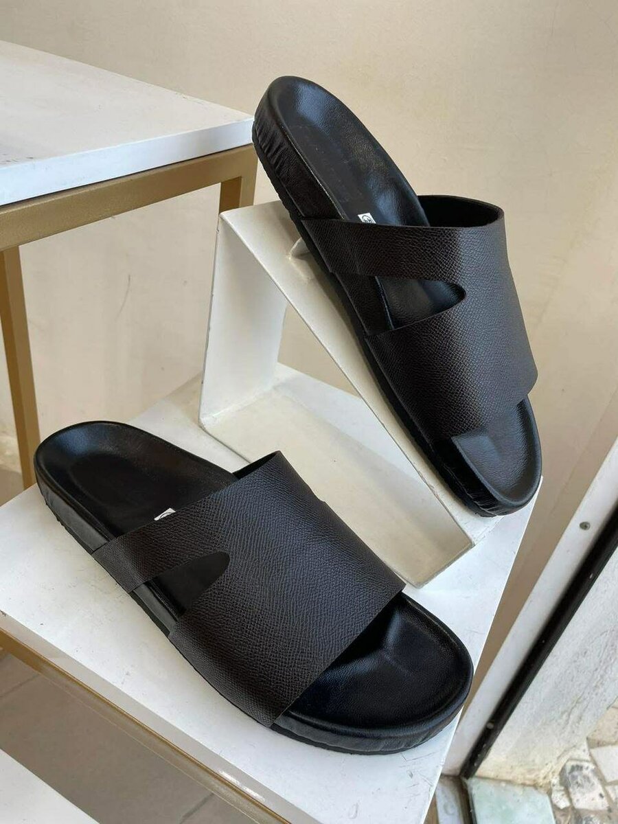 Sandales noires élégantes hommes