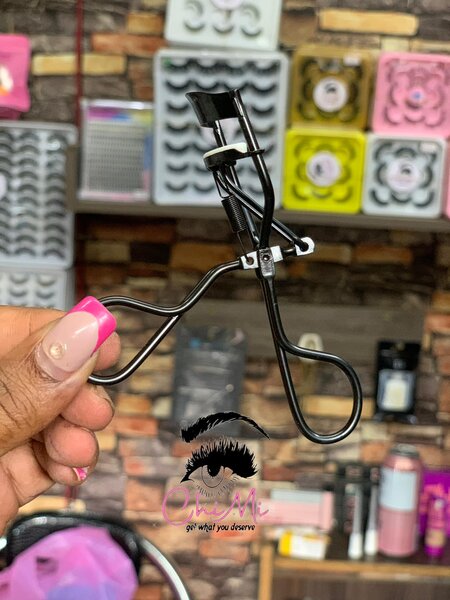 Lash curler
