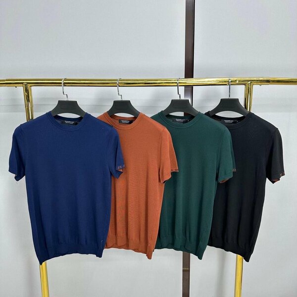 Футболки трикотажные