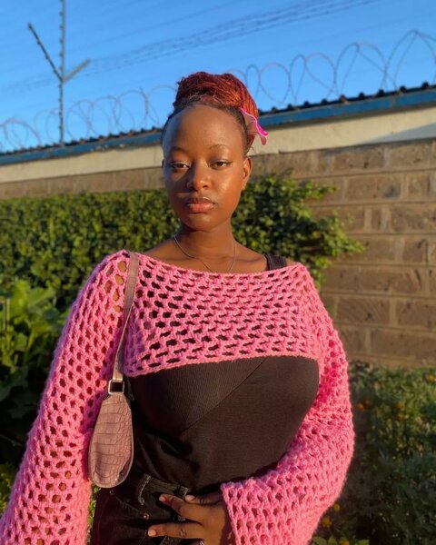 Chic Pull Crochet Rose