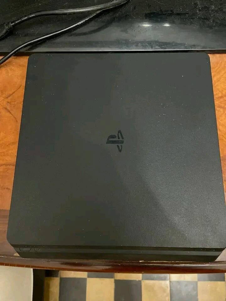 Console PS4 Slim