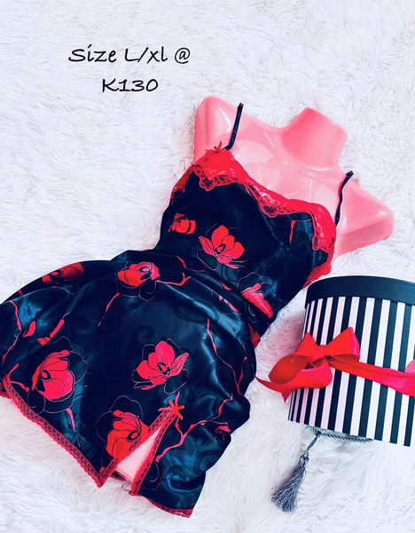 Lingerie noir rouge