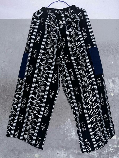 Pantalons amples imprimés