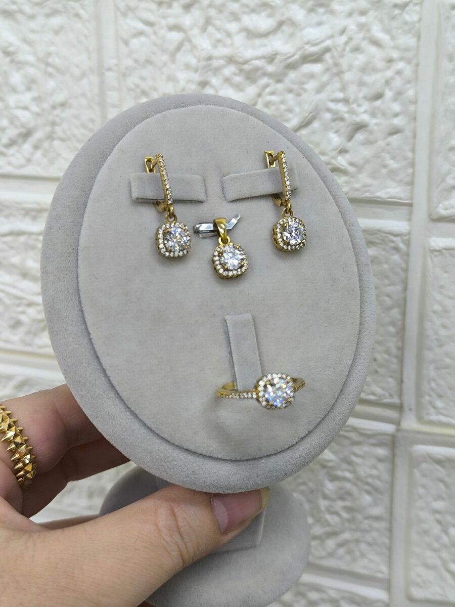 Серебряный комплект