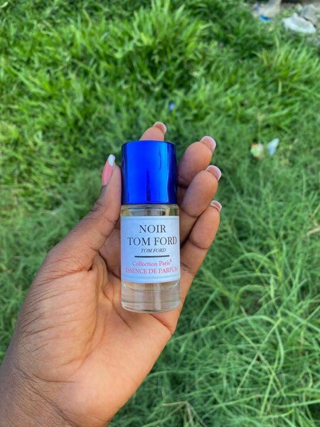 Parfum Noir Tom Ford