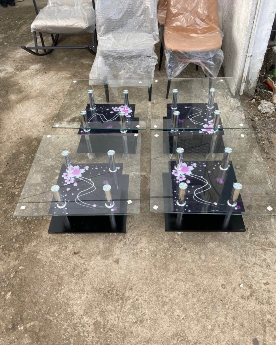 Tables basses en verre design