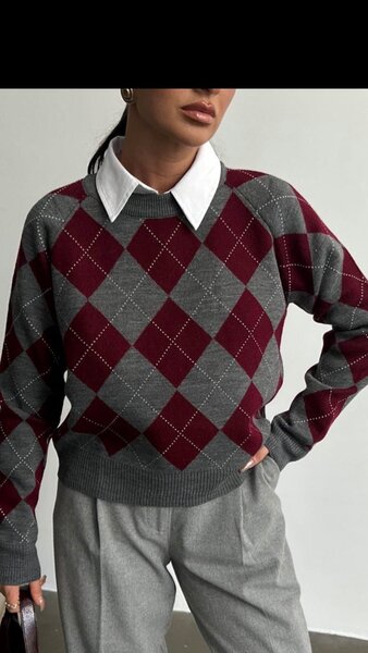 Костюм 2500,Кардиган 1000