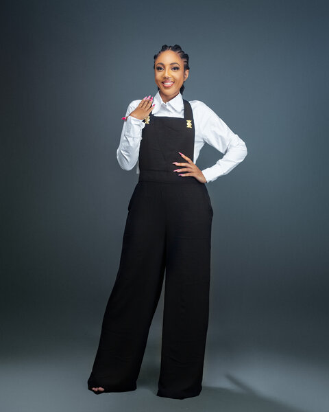 Combinaison élégante femme