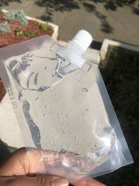 Sachet à  bec 500ml+entonnoir