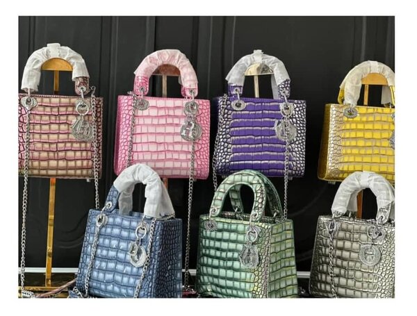 Élégantes sacs à main en cuir