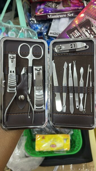 Ensemble de Manucure 12 Pièces