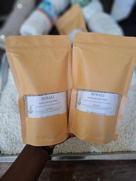 Grain de mil/grains de maïs