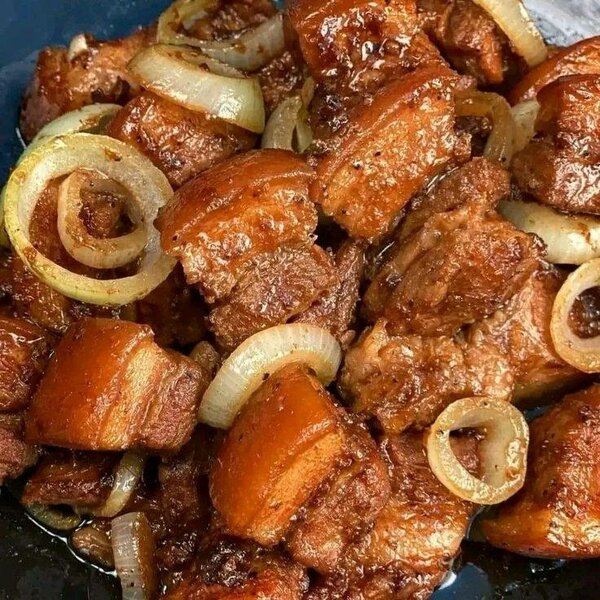 Porc Rôti aux Oignons