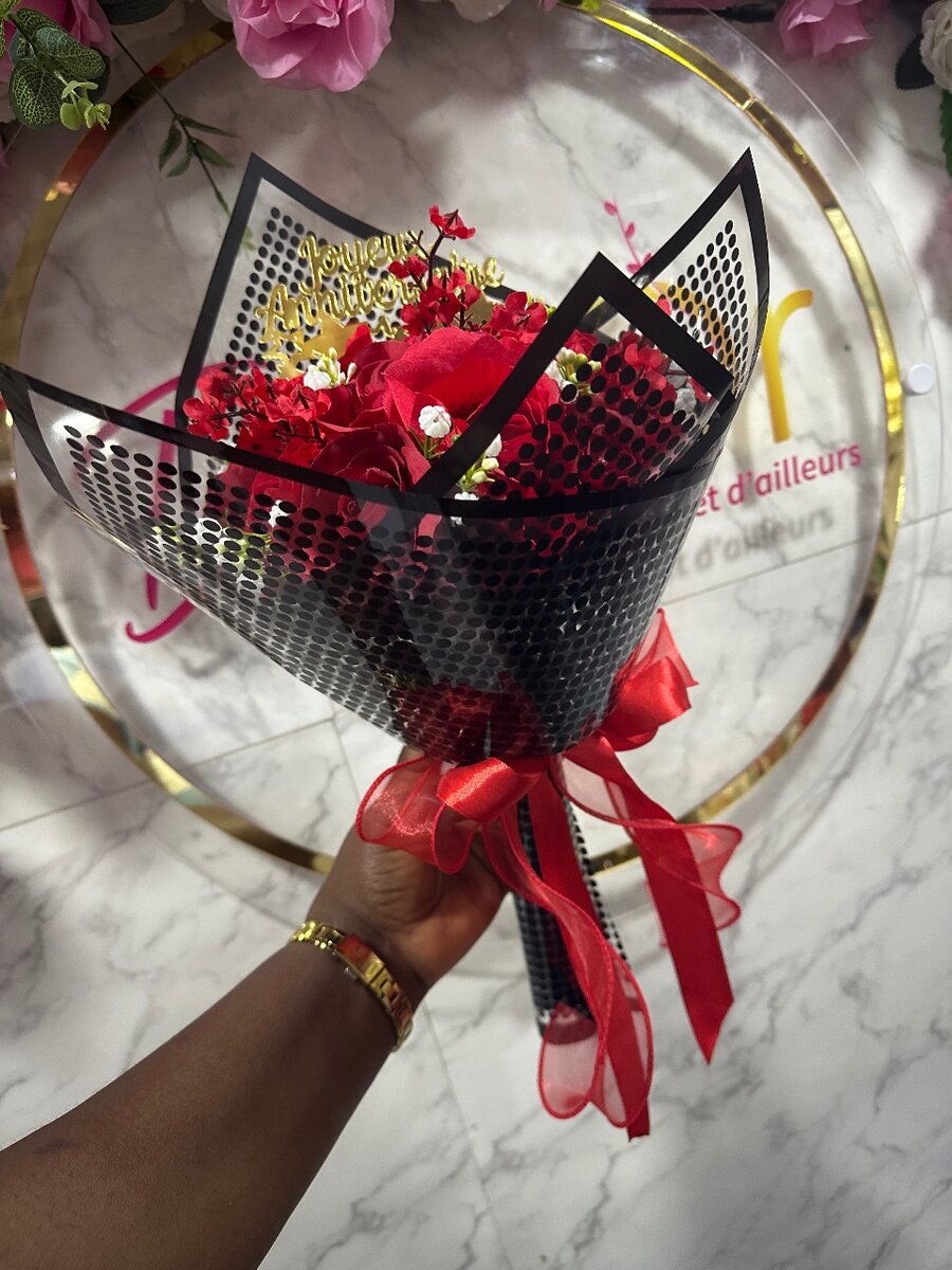 Bouquet Anniversaire Roses Rouges