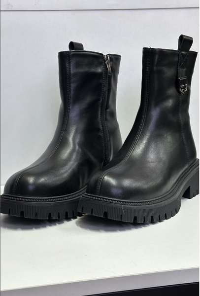 Челси от фирмы miumiu