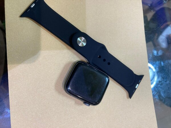 Apple Series SE Watch