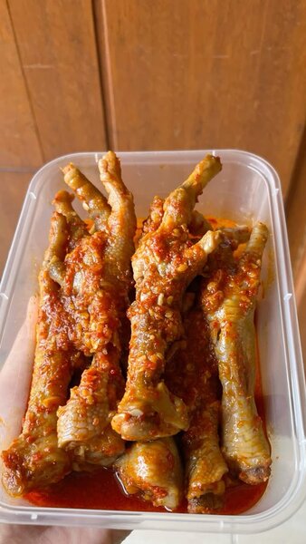 Pieds de poulet épicés by Titi