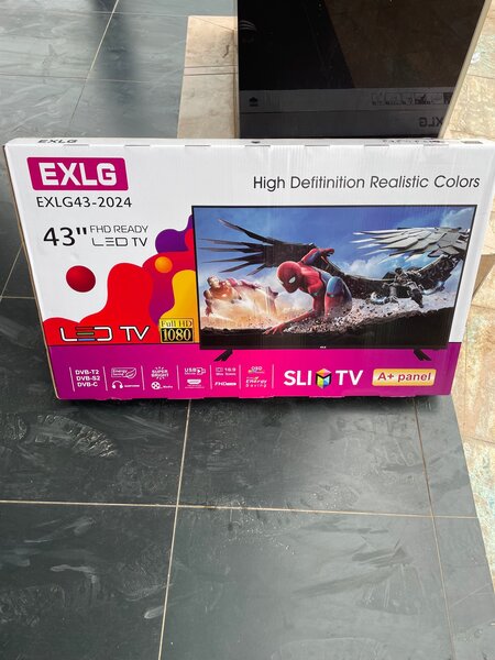 EXLG 43" TV