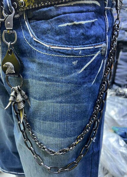 CHAINS