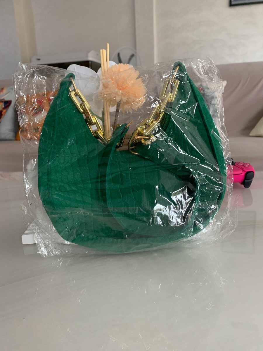 Sac élégant en cuir vegan