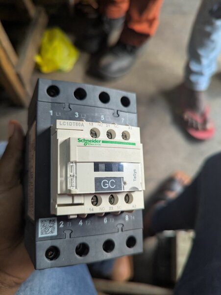 D65 contactor