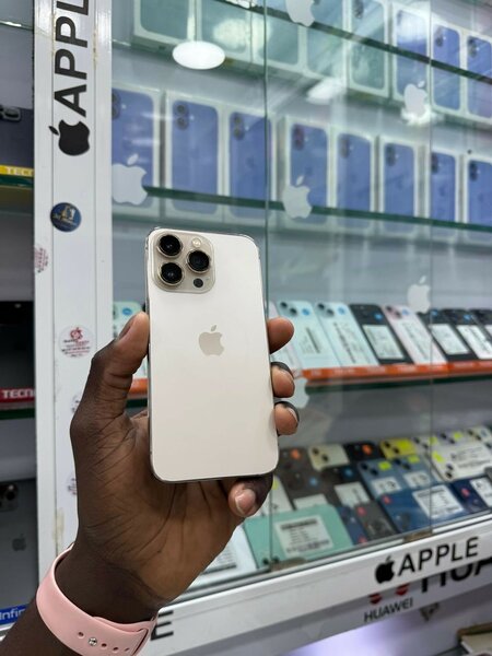 iPhone 13 Pro 128go en bon éta