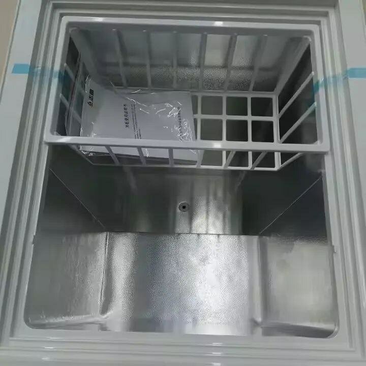 Deep freezer