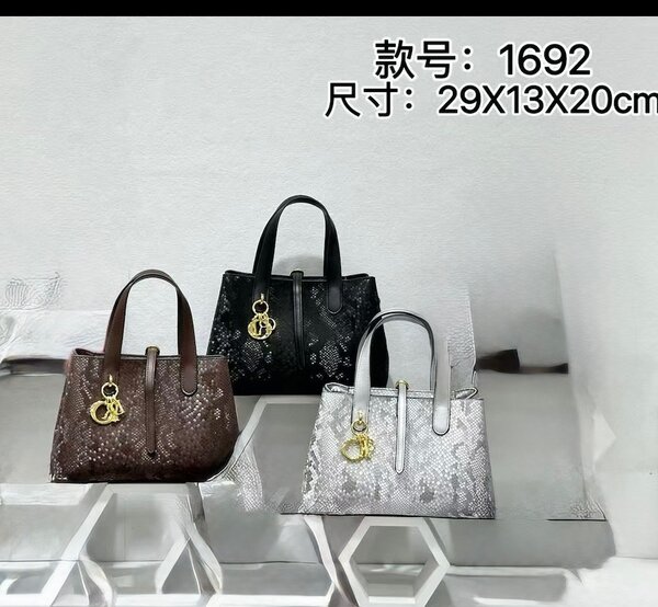 Sac à main en cuir chic