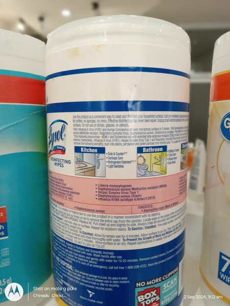 LYSOL DISINFECTANT wipes