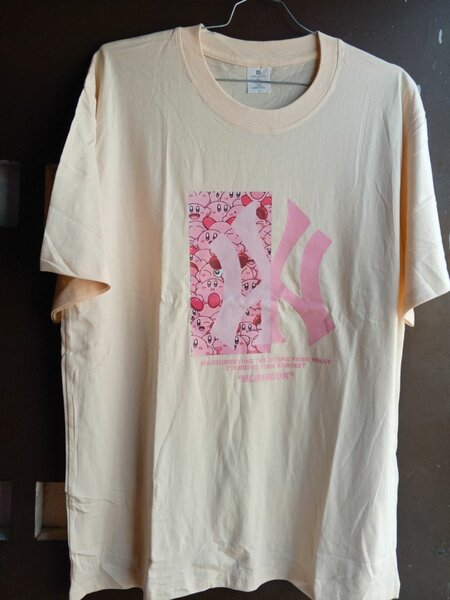 T-shirt graphique tendance