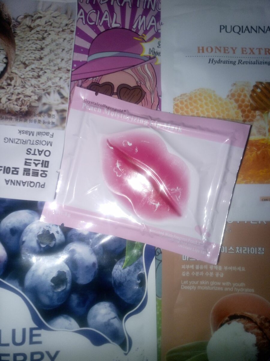 Masque et tatouage éphémère.