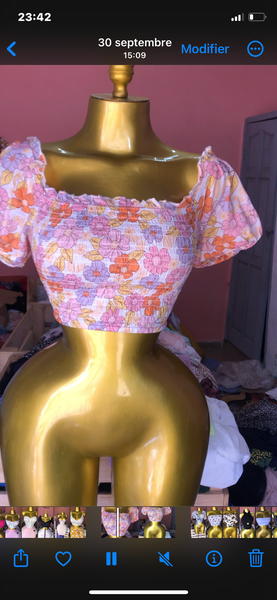 Top court fleuri tendance