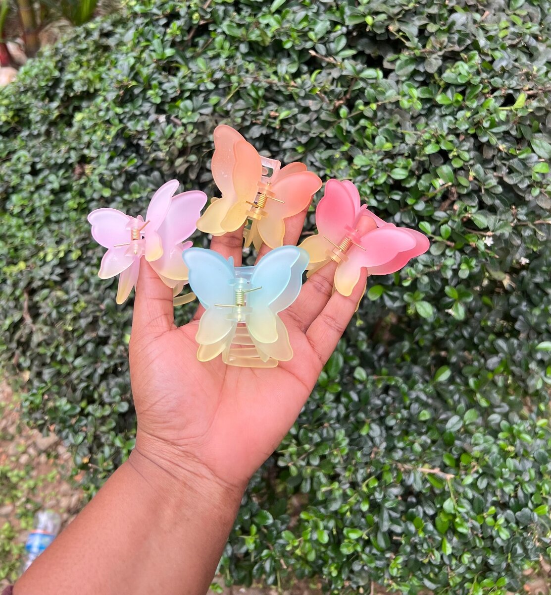 Pinces à cheveux papillon colorées