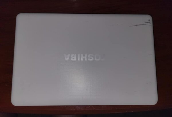 TOSHIBA laptop